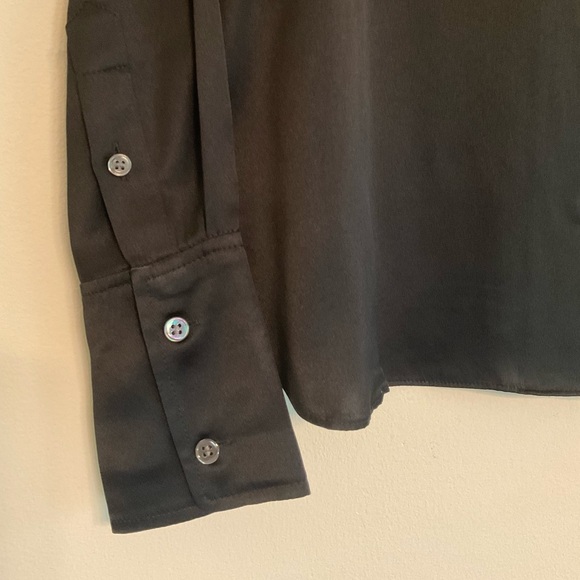 Banana Republic 100% Silk Blouse~Size Small~Retail $150~NWT! - Picture 3 of 5